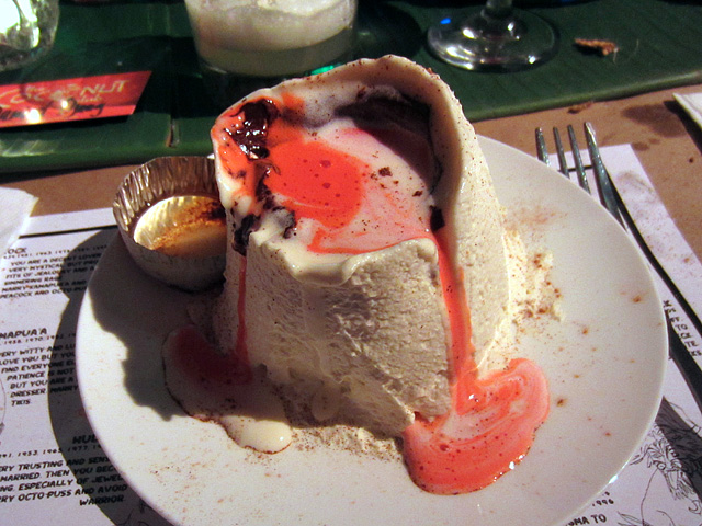 Melting VOLCANO Cake at The Coconut Club